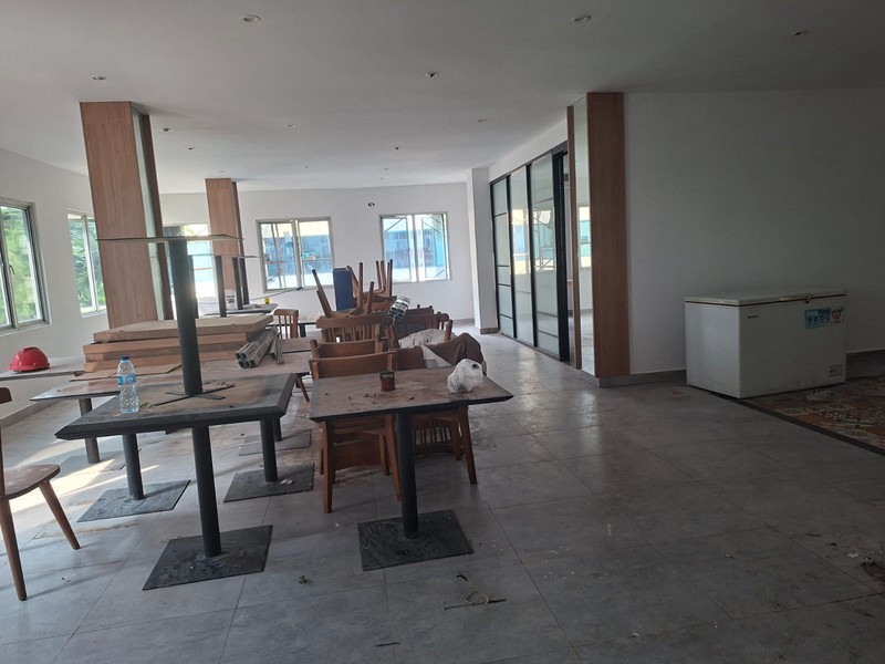 Ruko Gandeng Bukit Gading Indah, Kelapa Gading 
 Ukuran 10x17m (170 m2)