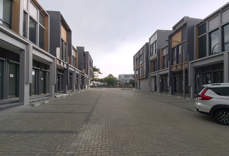 Jual Murah Ruko Gandeng Premium di CBD Kota Wisata Ruko North Square District Cibubur