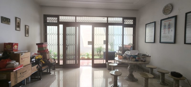 Rumah Jl Kebon Kacang, Tanah Abang