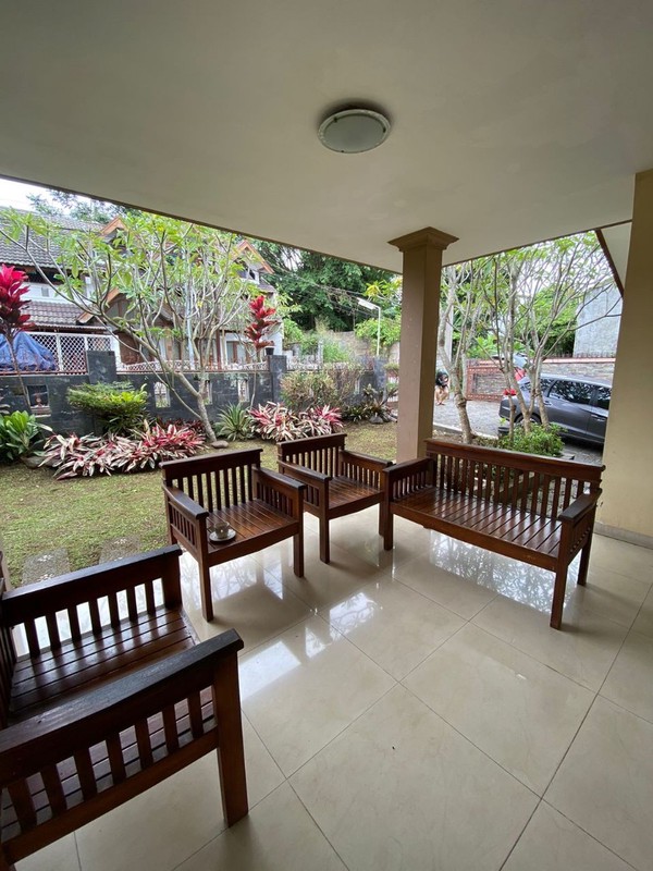 Rumah 6 Kamar di Kawasan Sejuk Cigadung Kota Bandung