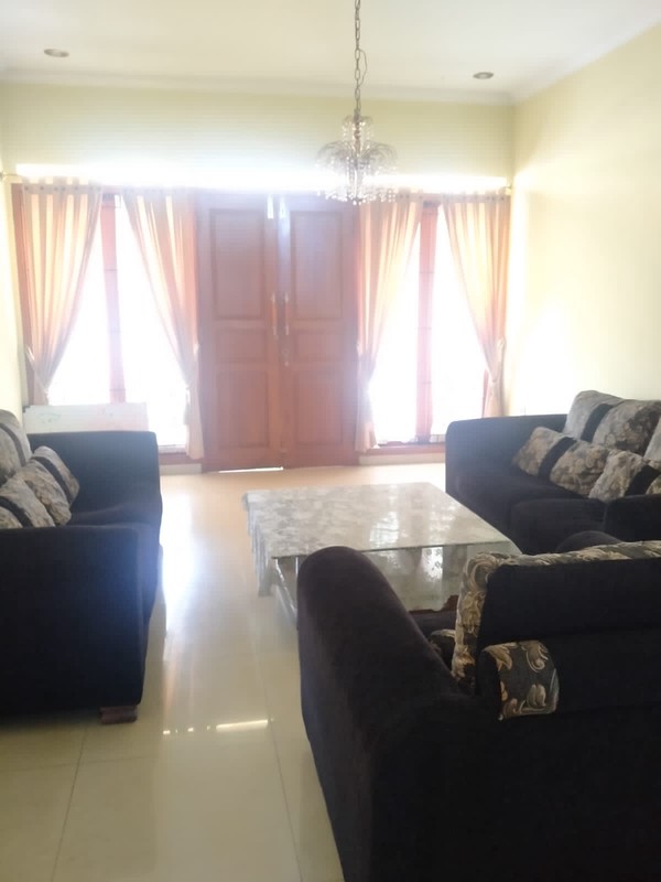 Rumah 6 Kamar di Kawasan Sejuk Cigadung Kota Bandung