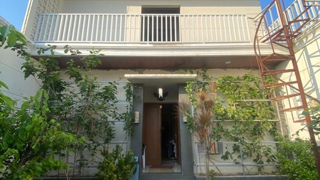2 Rumah Kost  Eksklusif dalam 1 Lokasi Taman Mini Jakarta Timur