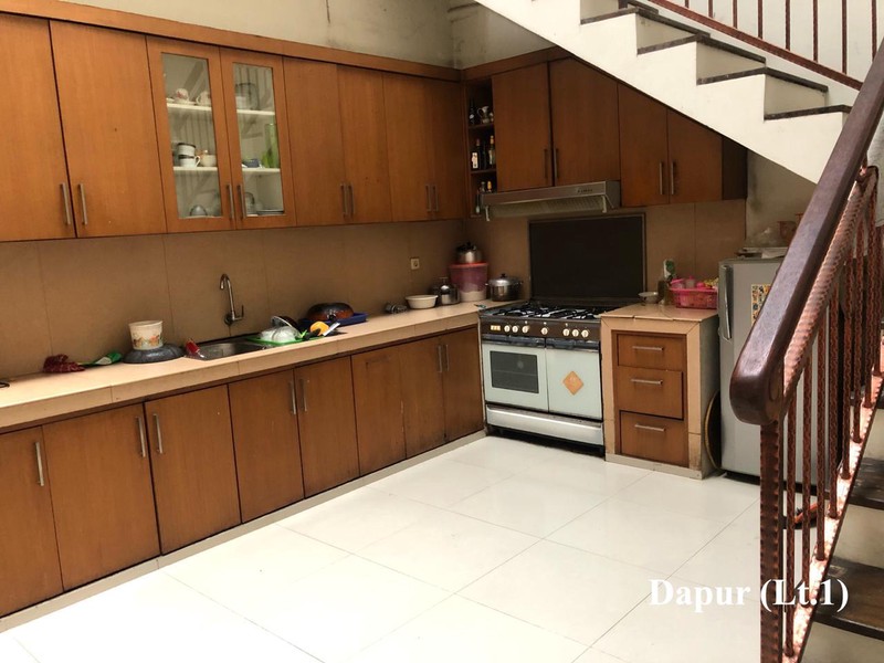 2 Rumah Kost  Eksklusif dalam 1 Lokasi Taman Mini Jakarta Timur