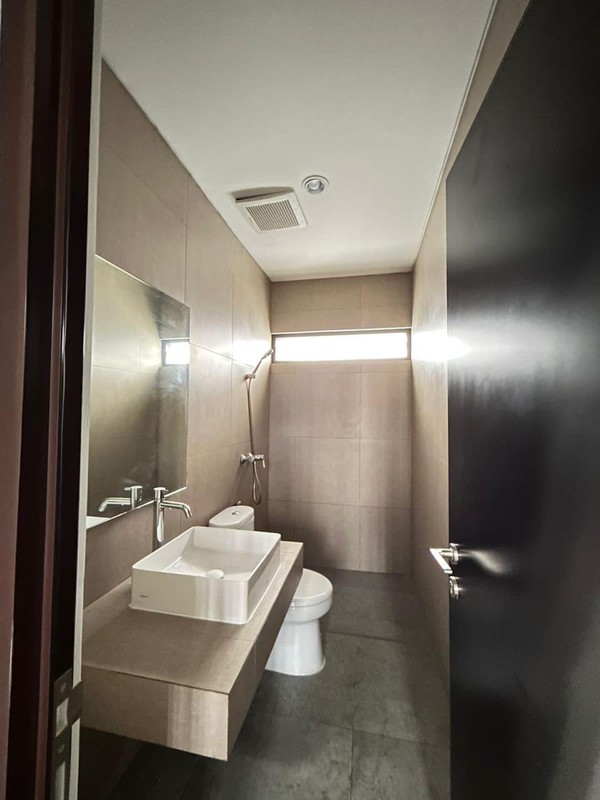 Rumah Siap Huni di Cimanggis Golf Estate, Akses pintu tol Cimanggis