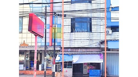 Disewakan Ruko 3 Lantai Berlokasi di JL. Teuku Umar, Pasar Koga  - Kedaton, Kota Bandar Lampung