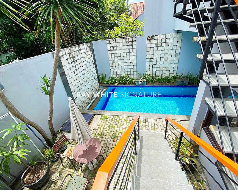 Rumah Cocok Untuk Kos di Jl Intan Cilandak Jakarta Selatan