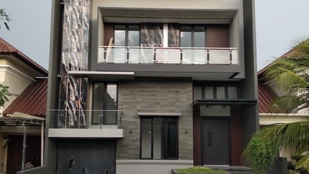 Dijual Rumah Baru Citraland Cluster Fullerton Surabaya