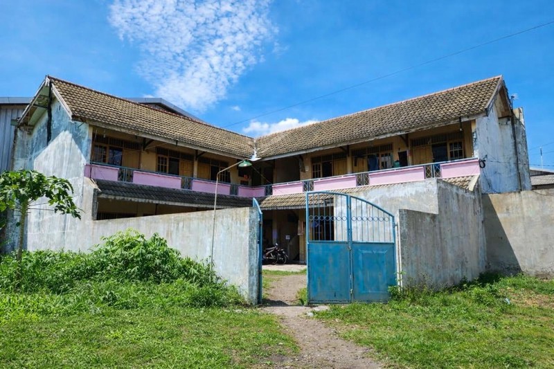 MURAH Rp.9 Jutaan /M2 Dijual 1276 m2 Tanah Tenggilis Mejoyo Area UBAYA di Jalan Kaliwaru - Kali Rungkut - Rungkut - Surabaya Timur - cocok buat segala Usaha Kos kosan , Rumah usaha 