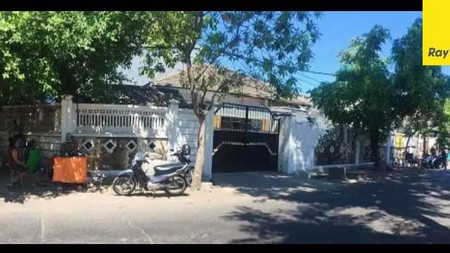 Dijual Rumah Pusat Kota di Jalan Kawi Petemon Surabaya