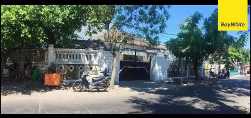 Dijual Rumah Pusat Kota di Jalan Kawi Petemon Surabaya