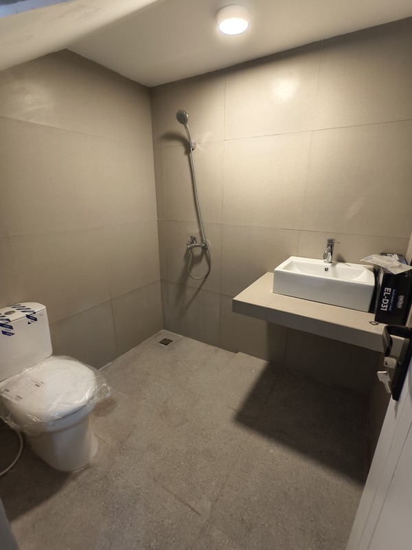 Brand New House di Griya Loka BSD City, jalan kaki ke Santa Ursula