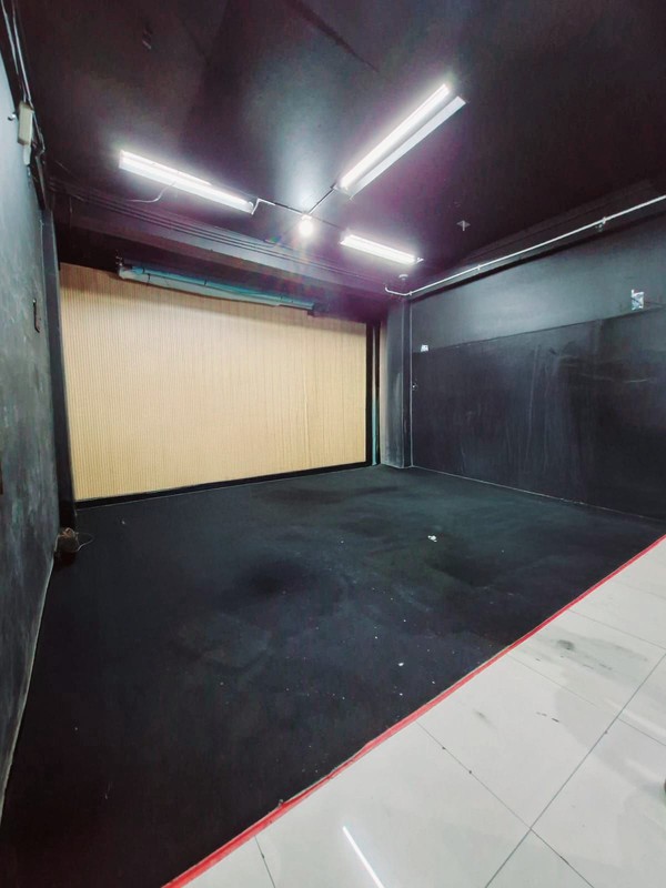 Dijua Ruko Semi-Furnished di Petojo Utara, dekat Gajah Mada