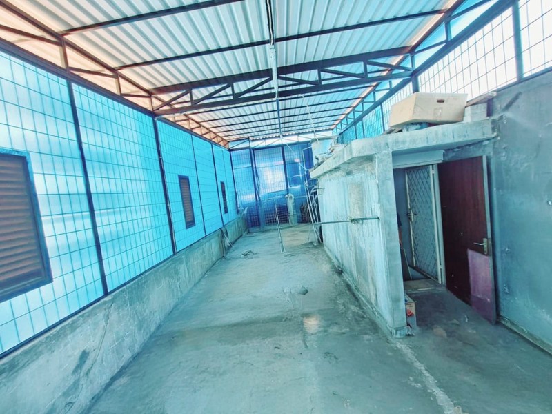 Dijua Ruko Semi-Furnished di Petojo Utara, dekat Gajah Mada