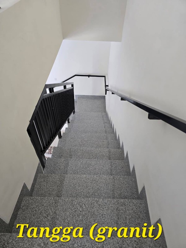 Dijual Rumah Baru Gress Siap Huni di Panjang Jiwo Permai Surabaya