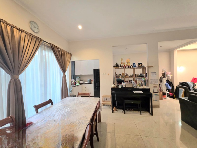 Rumah Bagus Siap Huni Asri di Kebayoran Residence, Bintaro Jaya Sektor 7 