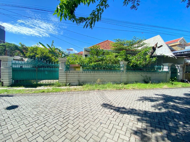 Dijual Rumah Luas Strategis di Jl Bendul Merisi Utara Surabaya