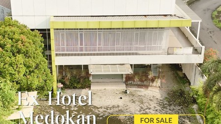 Dijual Bangunan Ex Hotel Strategis Murah di Medokan Semampir