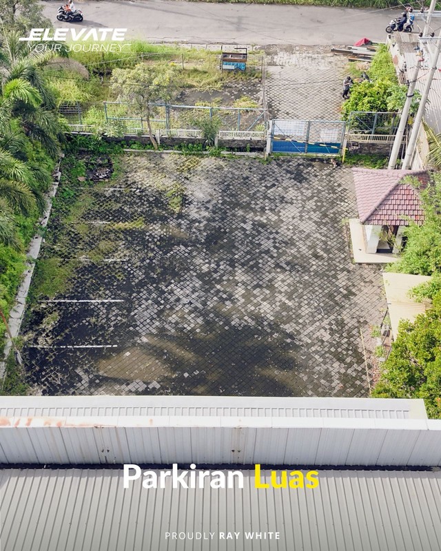 Dijual Bangunan Ex Hotel Strategis Murah di Medokan Semampir