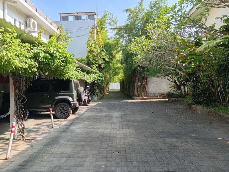RARE 41 YEAR LEASE until 2067!  Modern Industrial 4 Bedrooms Dual-Unit Estate in Prime Sanur, Bali