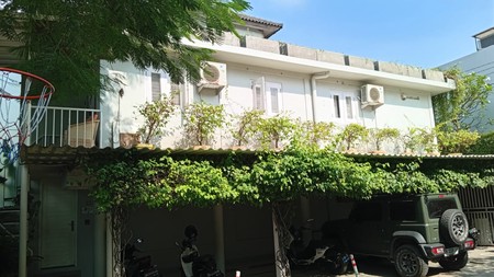 RARE 41 YEAR LEASE until 2067! Modern Industrial 4 Bedrooms Dual-Unit Estate in Prime Sanur