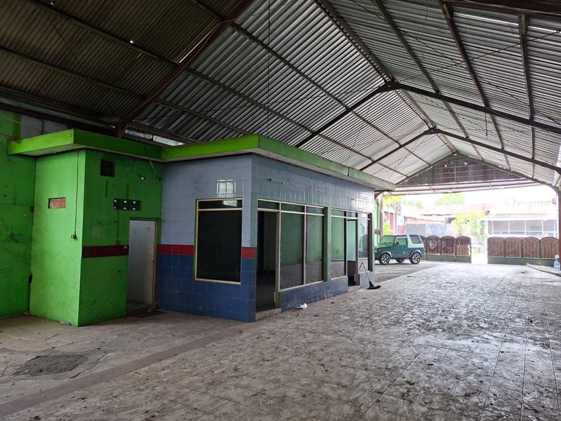 Disewakan Gudang Luas Jalan Imogiri Barat KM 5 Akses Strategis Dekat Ring Road, Solusi Logistik Bisnis Anda, Banguntirto, Sewon, Bantul