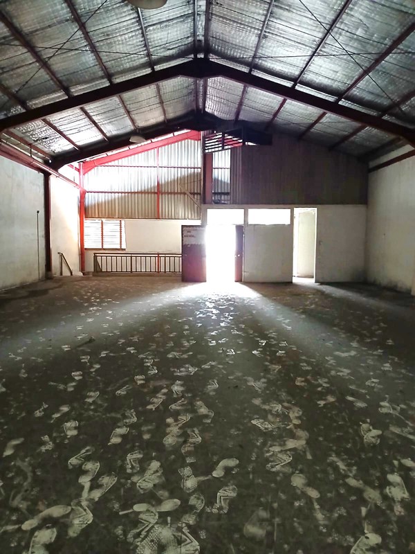 Ruang Usaha Strategis Jalan Merdeka, Cimone, Tangerang