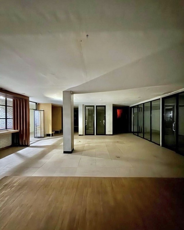 Properti Komersial Depan Istana Presiden Jakarta Pusat Lokasi Sangat Prestisius