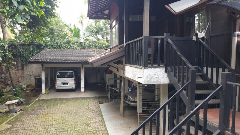 Best Deal! Rumah Luas 1281m² Bambu Apus 2 Lantai + Taman Depan Belakang