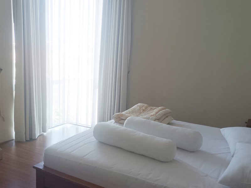 Dijual Rumah 2 lantai dengan Kolam Renang,  Suasana tenang, One Gate Sistem,  di Jagakarsa, Jakarta Selatan.