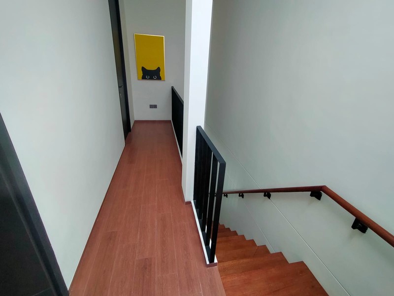 Dijual Rumah Modern Style,   dengan Pintu Gerbang Otomatis,  Jagakarsa, Jakarta Selatan. 