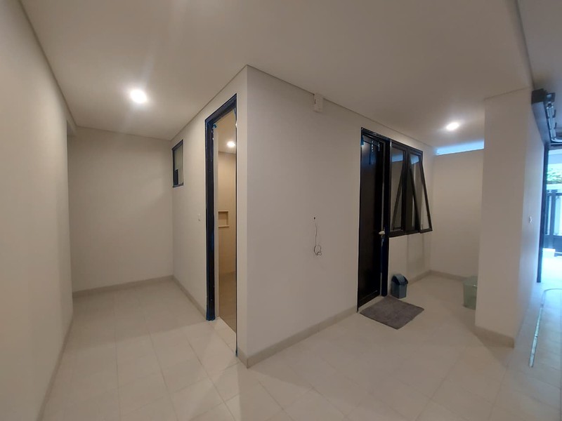 Rumah Mewah Brand New Design American Classic di Cipete, Cilandak