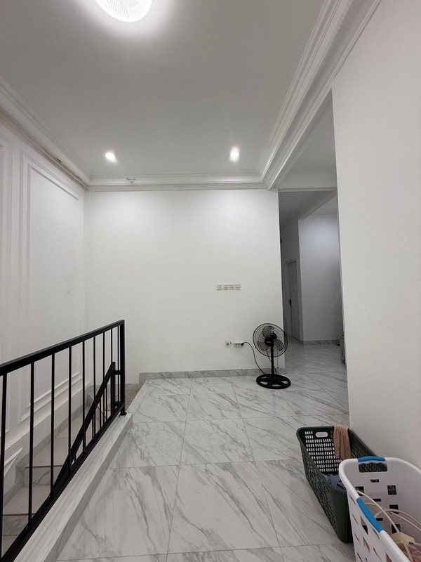 Rumah Minimalis Modern Fully Furnished Siap Huni di Cinere
