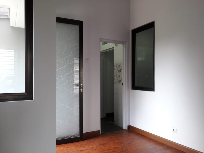 Open Sewa Rumah Strategis Ciputat 3KT 2 Lantai SHM - Siap Huni