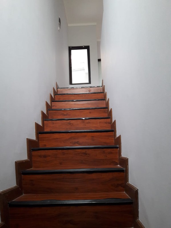 Open Sewa Rumah Strategis Ciputat 3KT 2 Lantai SHM - Siap Huni