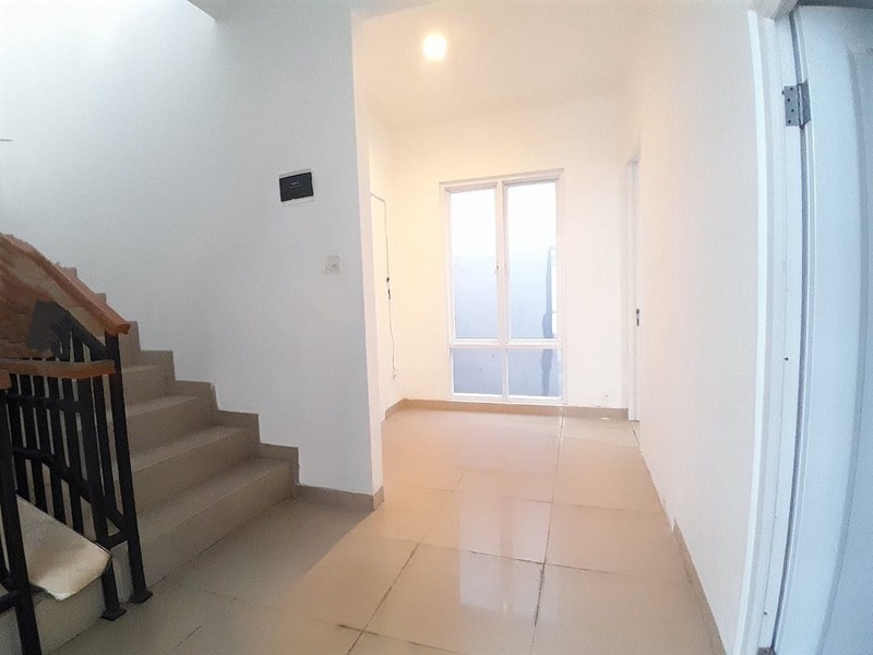 Di sewakan rumah siap huni di pesona azalea cirendeu 