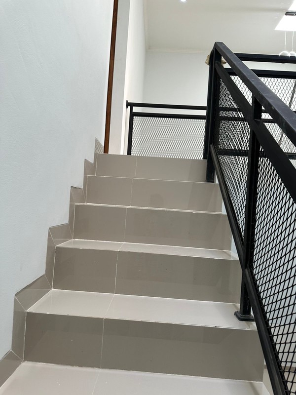 Rumah Brand New disewa di Bona Indah, strategis dan aman