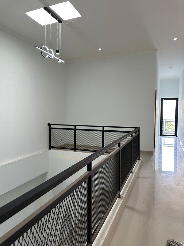 Rumah Brand New disewa di Bona Indah, strategis dan aman