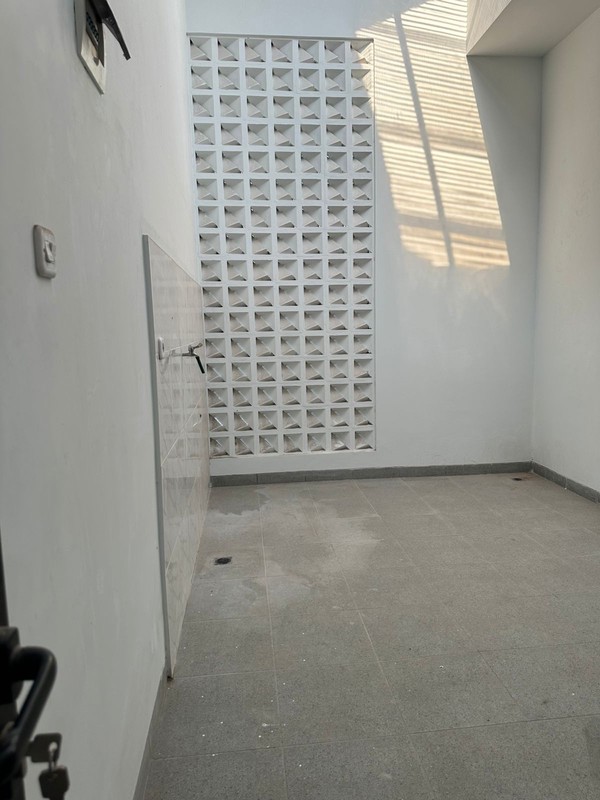 Rumah Brand New disewa di Bona Indah, strategis dan aman