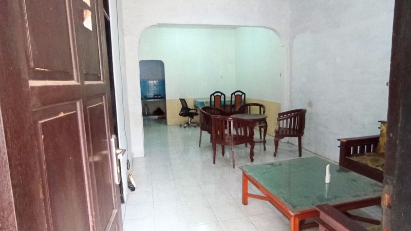 Rumah Hook Strategis Dijual/Disewa di Cikoko Barat Dalam - Belakang Gedung Bukopin MT Haryono