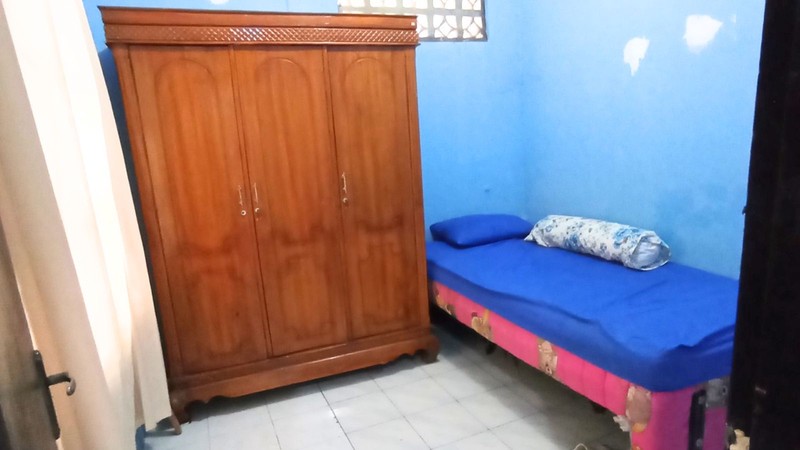 Rumah Hook Strategis Dijual/Disewa di Cikoko Barat Dalam - Belakang Gedung Bukopin MT Haryono