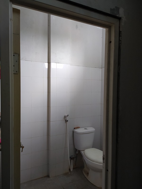 RUKO PINGGIR JALAN RAYA LASDA NASIR VILLA NUSA INDAH 3 LOKASI BAGUS UNTUK USAHA