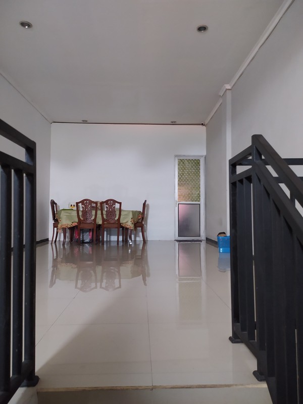 RUKO PINGGIR JALAN RAYA LASDA NASIR VILLA NUSA INDAH 3 LOKASI BAGUS UNTUK USAHA