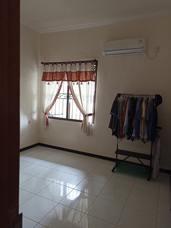 Dijual Rumah Pondok Tjandra Indah Wadungasri Dekat Akses Tol, Rs Mitra Keluarga, Sekolah Petra