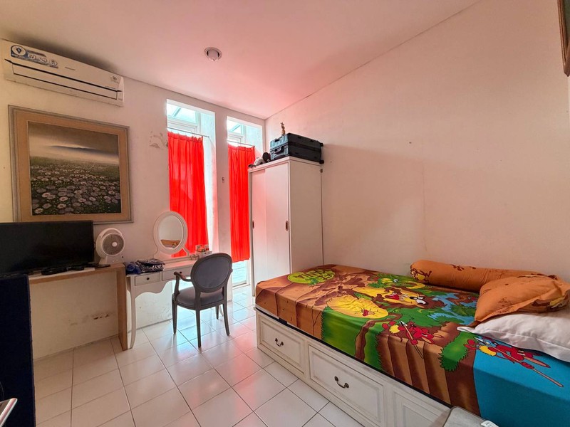 Rumah Bagus Di Villa Pondok Indah, Jl Tanah Kusir Jakarta Selatan