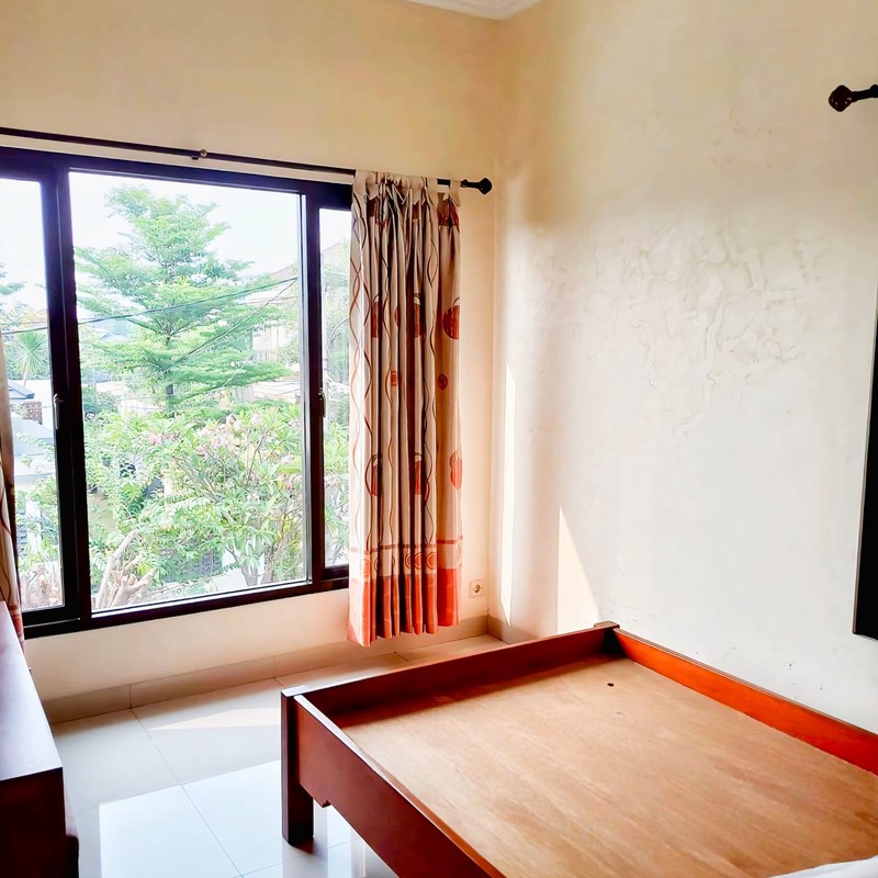 Rumah Bagus Di Jl Merbabu, Villa Gunung Lestari Ciputat Tangerang Selatan