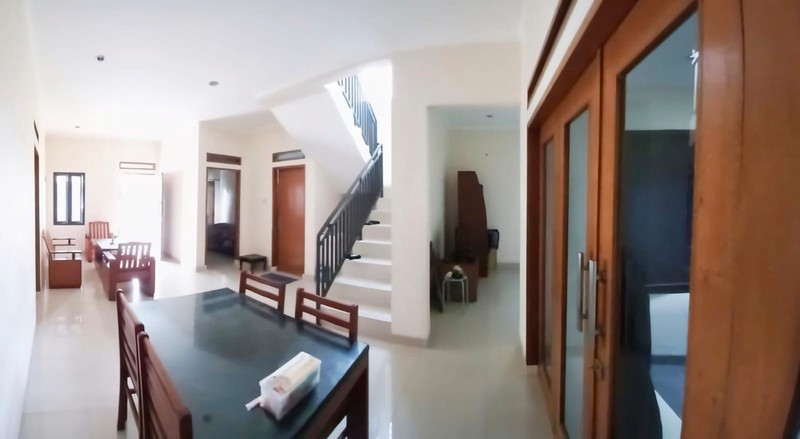 Rumah Bagus Di Jl Merbabu, Villa Gunung Lestari Ciputat Tangerang Selatan