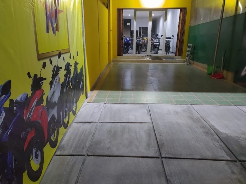 RUKO PINGGIR JALAN RAYA LASDA NASIR BOJONG KULUR DEKAT VILLA NUSA INDAH 3  COCOK UNTUK USAHA HARGA NEGO