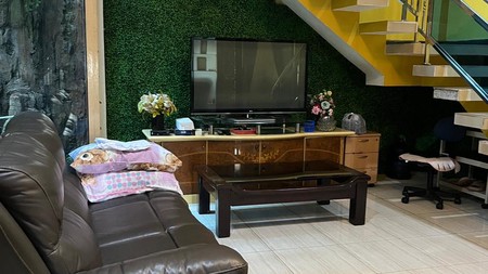 RUMAH CANTIK TERAWAT DI VILLA NUSA INDAH 3 2 LANTAI HARGA NEGO