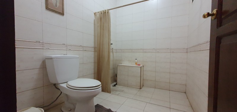 Rumah cantik terawat, dengan nuansa klasik, di Walang Baru, Koja - dekat ke Kelapa Gading