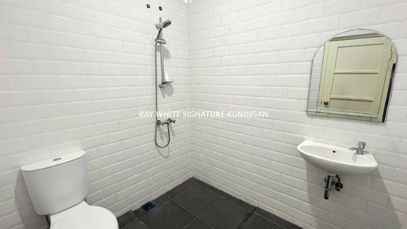 Rumah Disewakan di Jl Citayam II Kebayoran Baru